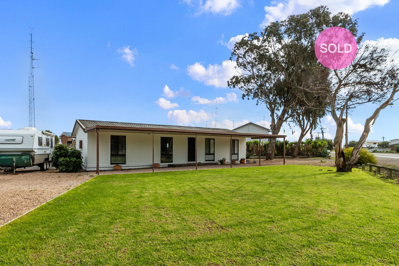 22 Rossiters Road, Moonta Bay