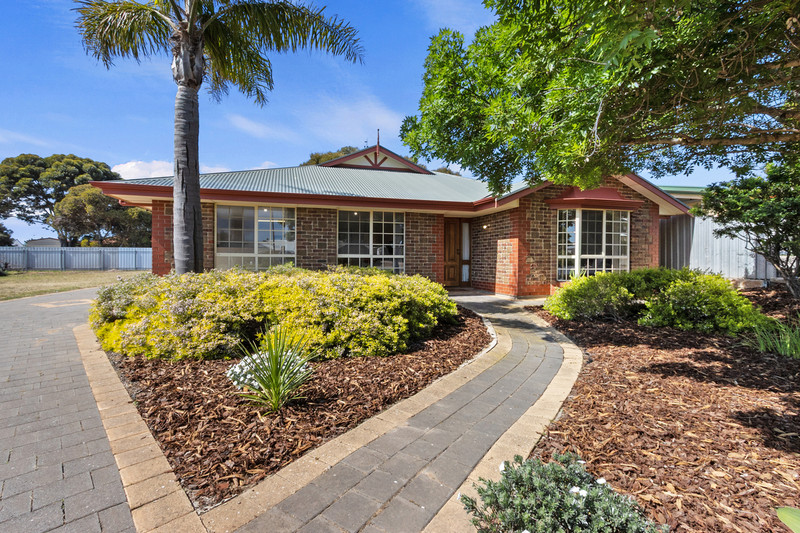 24 Furner Cr, Port Hughes