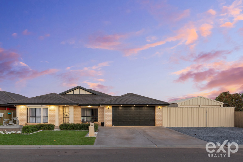 25 Everest Avenue, Andrews Farm