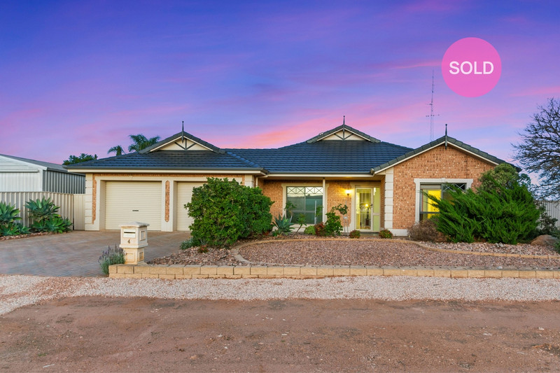 4 Carlisle Street, Moonta Bay